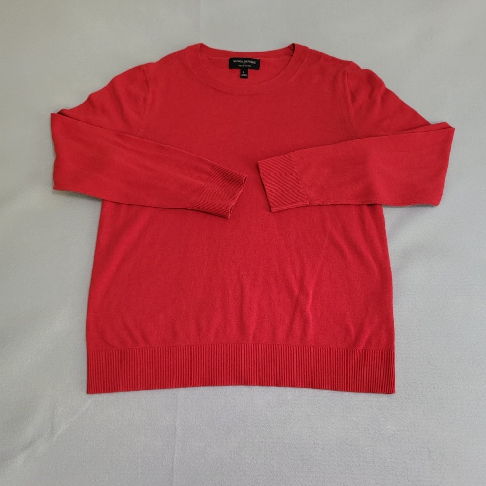 Banana Republic Forever Sweater Red Lightweight Crew Neck Long Sleeve Womens L
